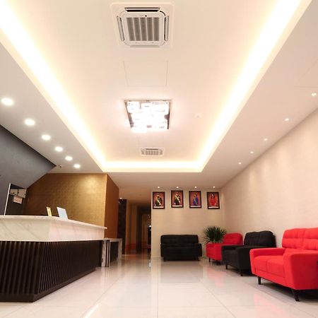 Hotel Zamburger Permas Johor Bahru Bagian luar foto