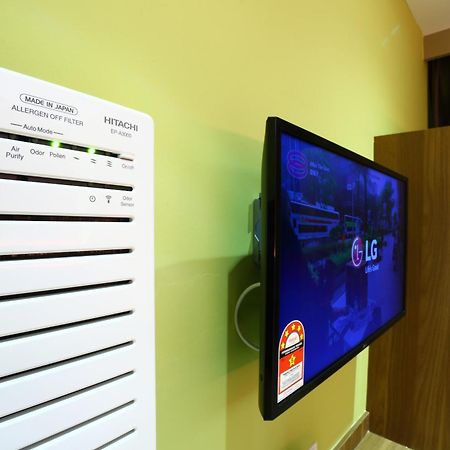 Hotel Zamburger Permas Johor Bahru Bagian luar foto